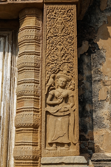 Prasat Sikhoraphum-MAR15-022